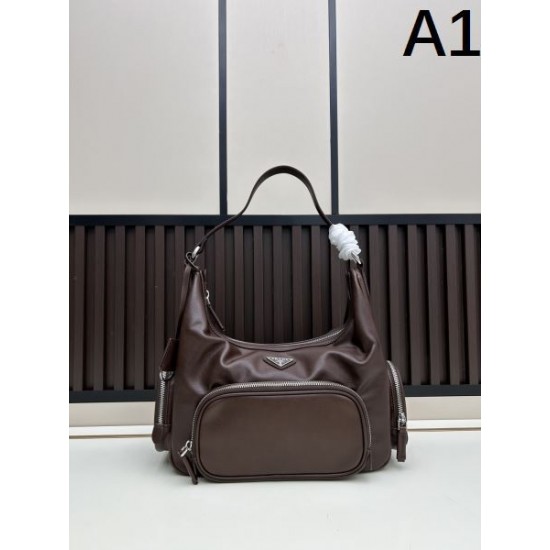 2026新品 トートバッグ PRADA プラダ 海外感漂う モダンスタイル