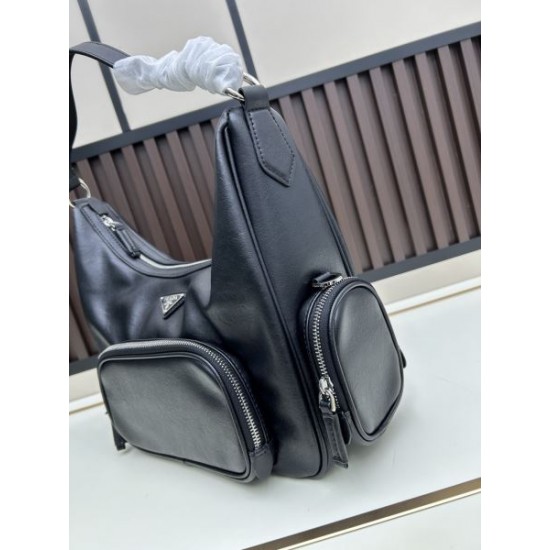 2026新品 トートバッグ PRADA プラダ 海外感漂う モダンスタイル