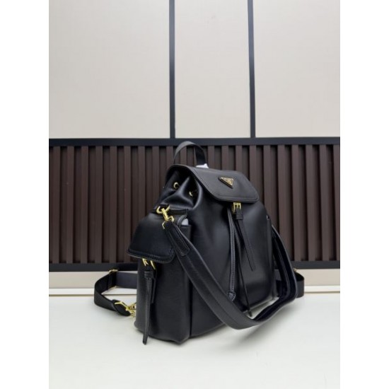 2026新品 バックパック PRADA プラダ ミニマル洗練 高級感スタイル