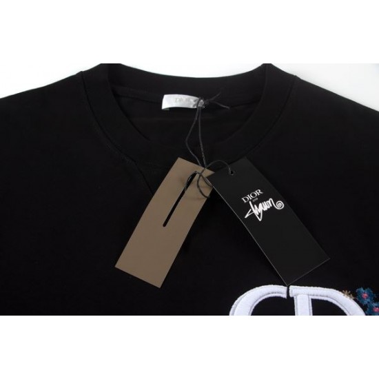2026新品 半袖Tシャツ DIOR ディオール 海外限定の注目アイテム