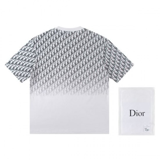 2026新品 半袖Tシャツ DIOR ディオール レトロ感漂うおしゃれデザイン