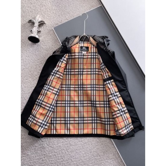 2026新品 アウター BURBERRY バーバリー 春夏最旬トレンドを象徴する一着