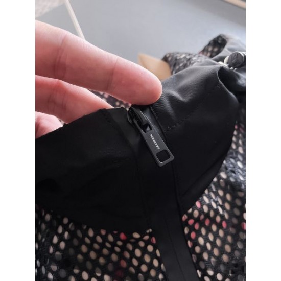 2026新品 アウター BURBERRY バーバリー 春夏最旬トレンドを象徴する一着