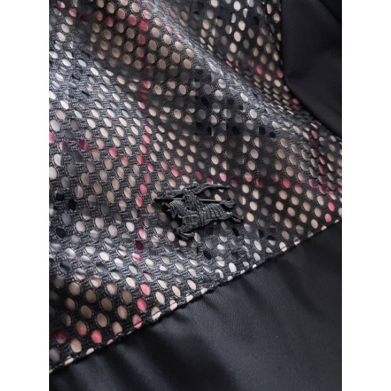 2026新品 アウター BURBERRY バーバリー 春夏最旬トレンドを象徴する一着
