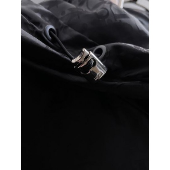 2026新品 アウター DIOR ディオール 存在感際立つフレッシュな注目新作