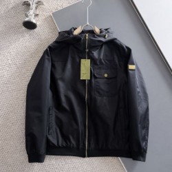 2026新品 アウター GUCCI グッチ 強く推奨する人気急上昇モデル