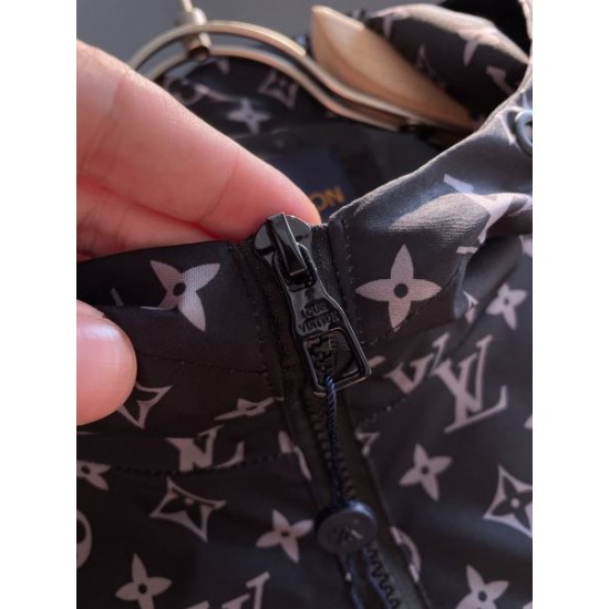 2026新品 アウター LOUIS VUITTON ルイヴィトン 話題沸騰中のトレンドモデル