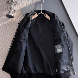 2026新品 アウター PRADA プラダ トレンド感溢れる旬顔モデル