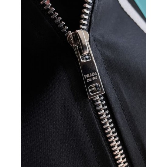 2026新品 アウター PRADA プラダ トレンド感溢れる旬顔モデル