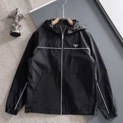 2026新品 アウター PRADA プラダ 一流の気品漂うラグジュアリーモデル