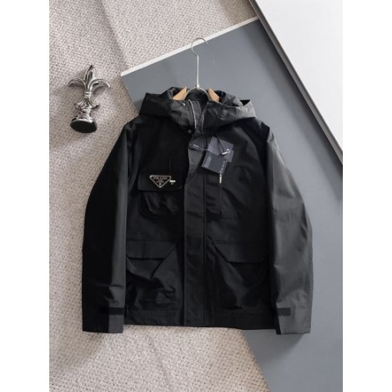 2026新品 アウター PRADA プラダ セレブ愛用の春夏新作注目モデル