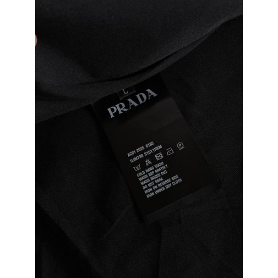 2026新品 アウター PRADA プラダ セレブ愛用の春夏新作注目モデル