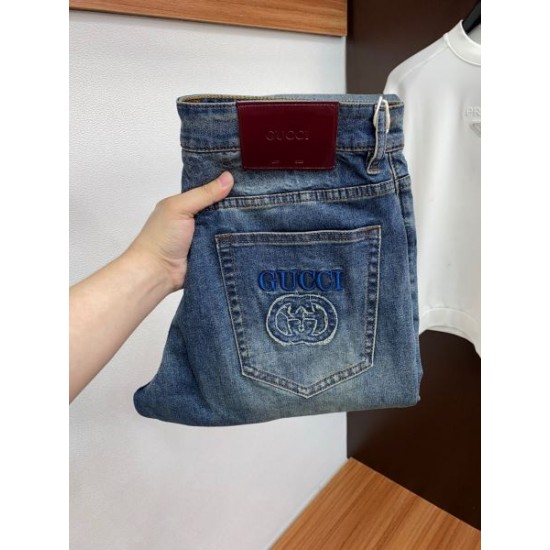 2026新品 ジーンズ GUCCI グッチ 春に映える軽やかコーデ向けデザイン