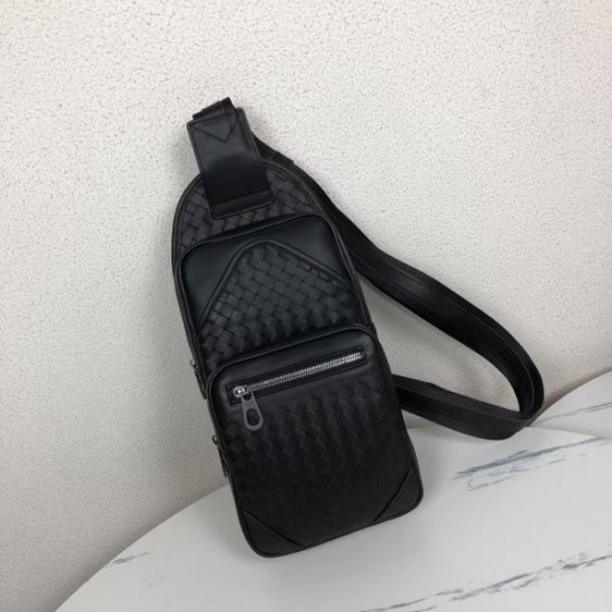 BOTTEGA VENETA ボッテガヴェネタ ボディバッグ 2026新作 愛用者多数の人気モデル