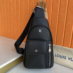 LOUIS VUITTON ルイヴィトン ボディバッグ 2026新作 洗練されたラグジュアリー感