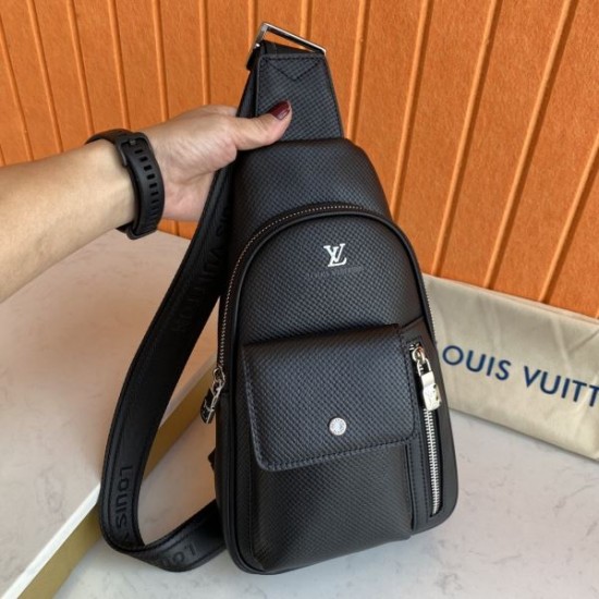 LOUIS VUITTON ルイヴィトン ボディバッグ 2026新作 洗練されたラグジュアリー感