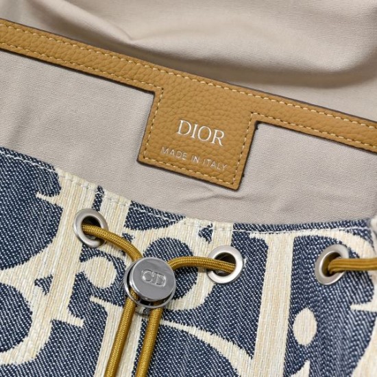 DIOR ディオール バックパック 2026新作 クールで都会的な魅力