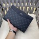 LOUIS VUITTON ルイヴィトン クラッチバッグ 2026新作 高級感溢れる特別価格モデル