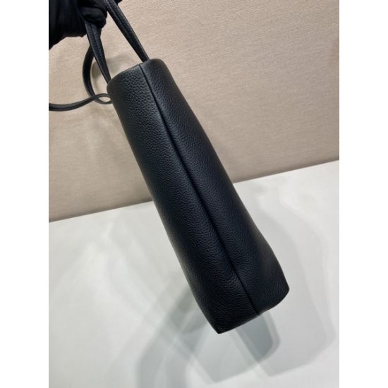 PRADA プラダ ブリーフケース 2026新作 圧倒的存在感の洗練スタイル