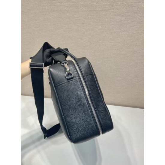 PRADA プラダ ブリーフケース 2026新作 入手困難レア限定モデル