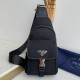 PRADA プラダ ボディバッグ 2026新作 シーンを選ばない万能デザイン