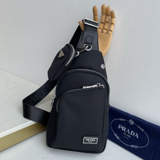 PRADA プラダ ボディバッグ 2026新作 高級感ある人気デザイン