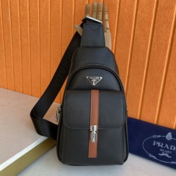 PRADA プラダ ボディバッグ 2026新作 大人の魅力を引き出す一品