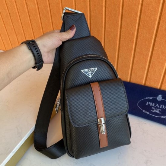 PRADA プラダ ボディバッグ 2026新作 大人の魅力を引き出す一品