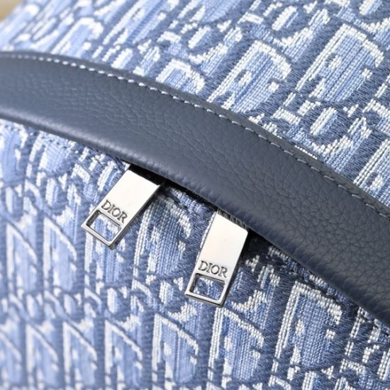 DIOR ディオール バックパック 2026新作 コーデに取り入れやすい万能モデル