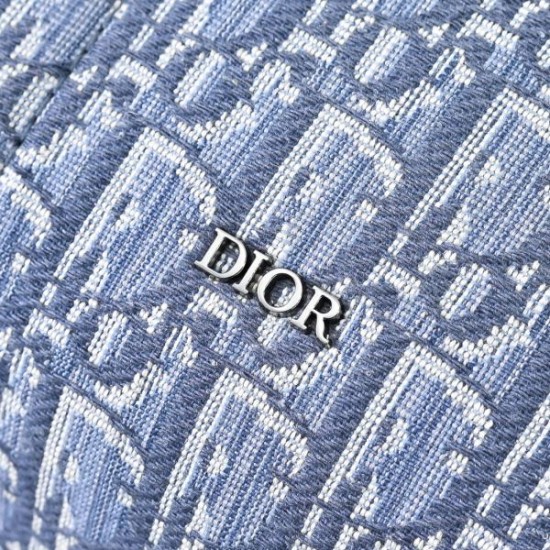 DIOR ディオール バックパック 2026新作 スタイリッシュで洗練された印象