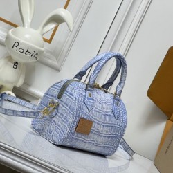 LOUIS VUITTON ルイヴィトン トートバッグ 2026新作 春夏新作続々入荷中