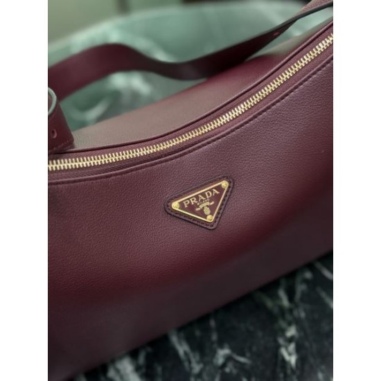 PRADA プラダ トートバッグ 2026新作 春夏限定トレンド新作