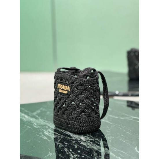 PRADA プラダ トートバッグ 2026新作 春夏映えするトレンドカラー