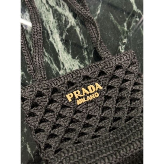 PRADA プラダ トートバッグ 2026新作 春夏映えするトレンドカラー