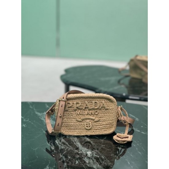 PRADA プラダ ショルダーバッグ 2026新作 雑誌掲載の春夏新作モデル