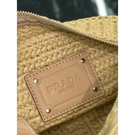 PRADA プラダ ショルダーバッグ 2026新作 雑誌掲載の春夏新作モデル