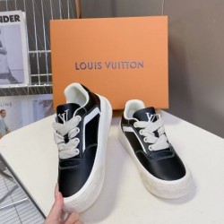 2026新作 カジュアルシューズ LOUIS VUITTON ルイヴィトン 春夏最終コレクション 希少モデル
