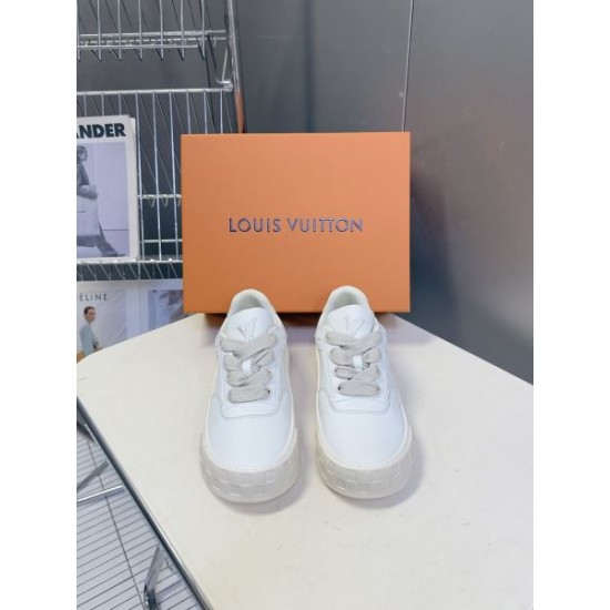 2026新作 カジュアルシューズ LOUIS VUITTON ルイヴィトン 春夏最終コレクション 希少モデル
