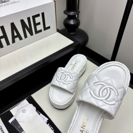 2026新作 サンダル CHANEL シャネル 見た目以上の高級感 スタイリッシュ仕様