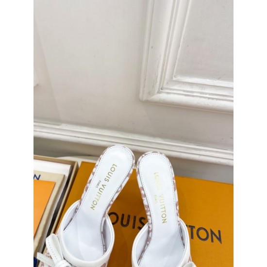 2026新作 サンダル LOUIS VUITTON ルイヴィトン 希少限定 入手困難モデル