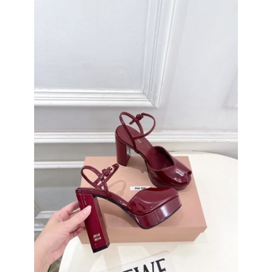 2026新作 サンダル MIU MIU ミュウミュウ 今だけ特価 お買い得人気商品