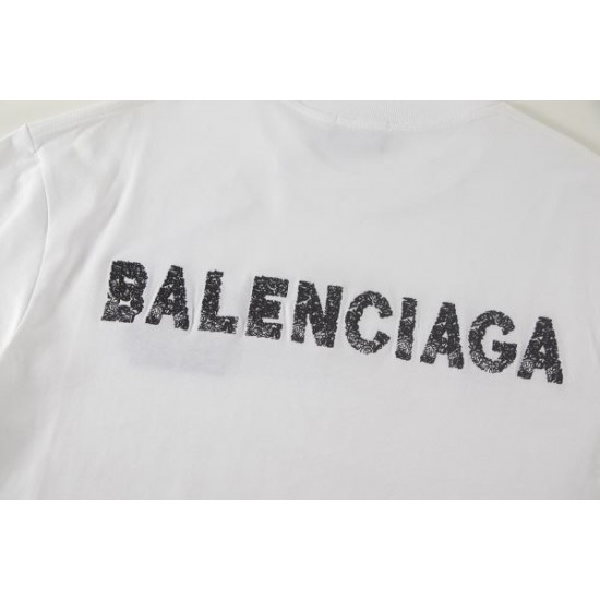 2026新品 半袖Tシャツ BALENCIAGA バレンシアガ 抜群の存在感を放つモダンスタイル