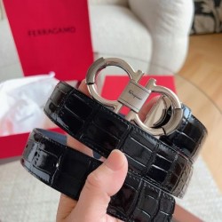 2026新品 FERRAGAMO ベルト - リラックス感ある上品デザイン