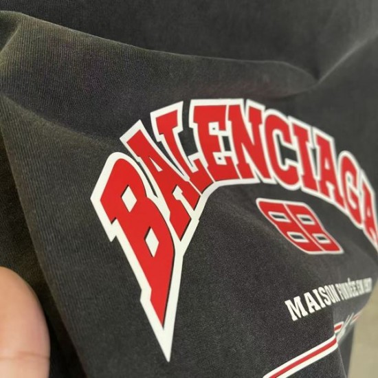 2026春夏新作 BALENCIAGA バレンシアガ  完売必至！根強い人気の定番商品