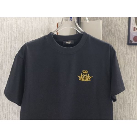 2026春夏新作 FENDI フェンデイ  売切れ必至！絶対手に入れたいアイテム