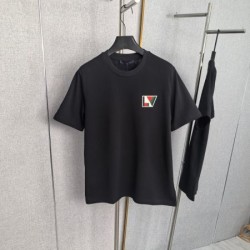 2026春夏新作 LOUIS VUITTON ルイヴィトン  人気急上昇！夏でも快適な着心地