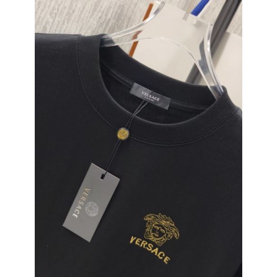 2026春夏新作 VERSACE ヴェルサーチェ  高品質！夏にぴったりな涼しげな新作 