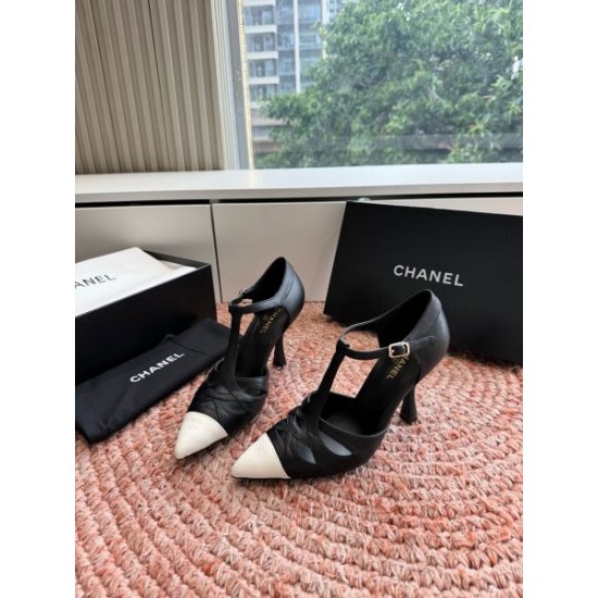 CHANEL 2026SS シャネル ハイヒール 抜け感あるエレガントデザイン