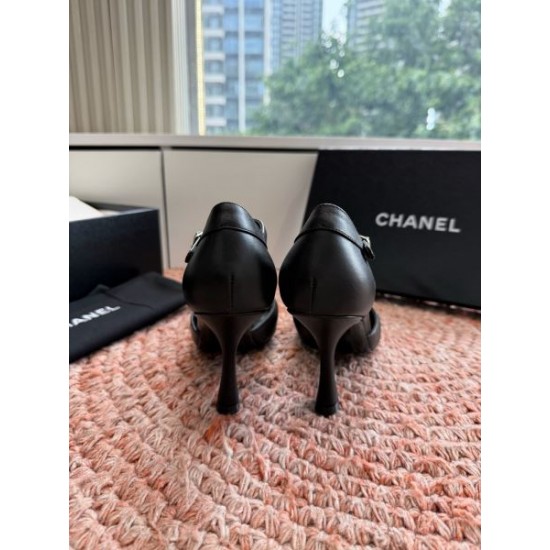 CHANEL 2026SS シャネル ハイヒール 抜け感あるエレガントデザイン