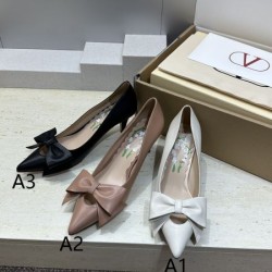 2026春夏新作 VALENTINO ヴァレンティノ ハイヒール 定番人気ソフトデザイン